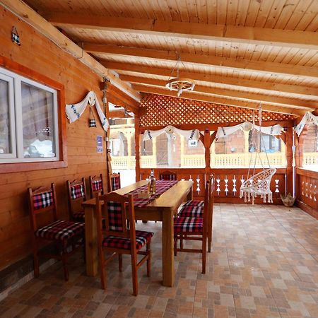 Casa Alina Breb Pensionat Exteriör bild