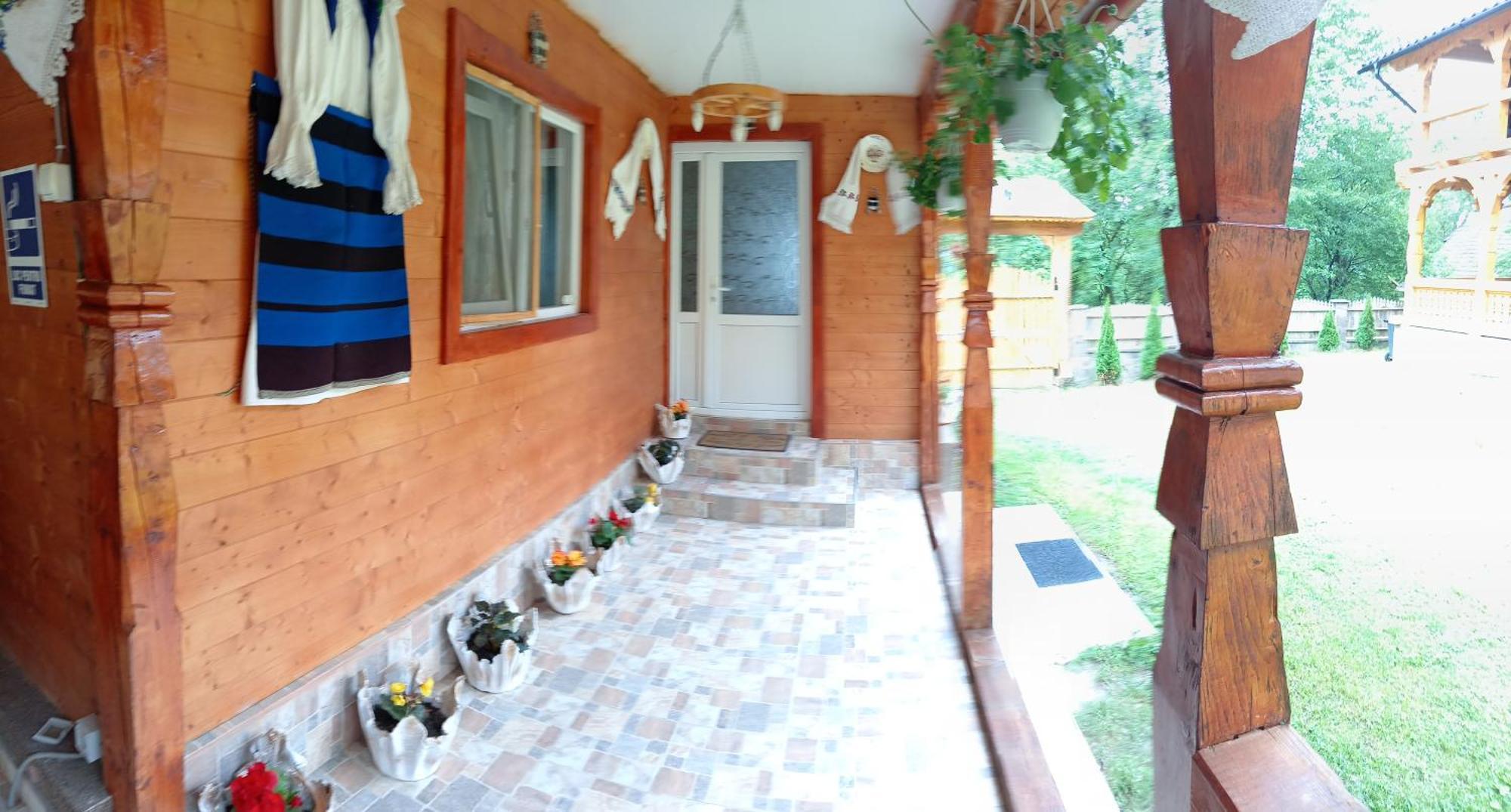 Casa Alina Breb Pensionat Exteriör bild